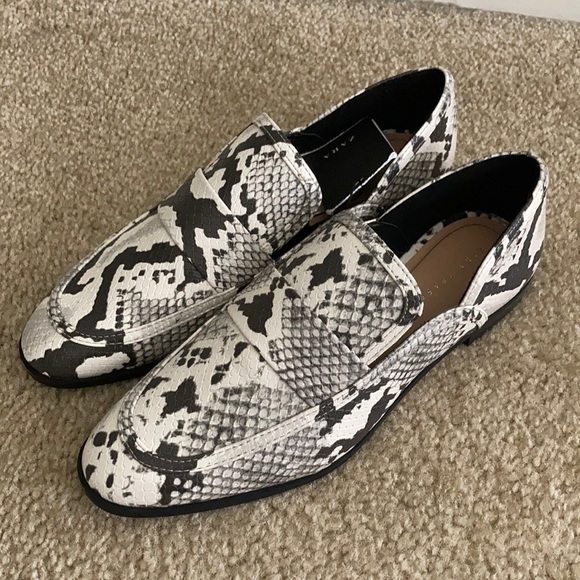 Zara Shoes - NEW Zara Snake Loafers 6